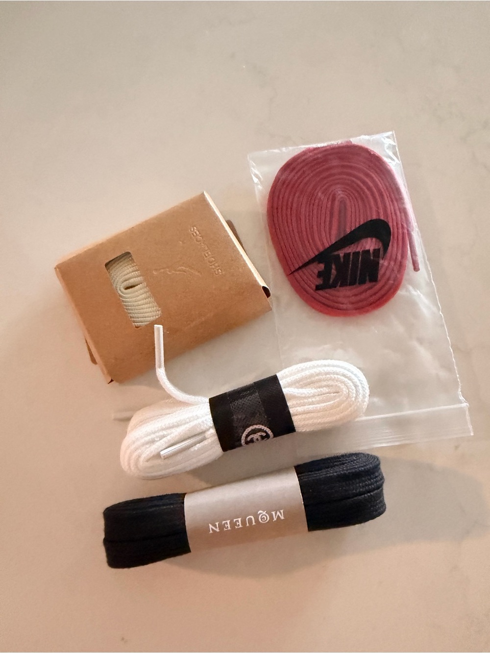 Shoelaces (not listed)